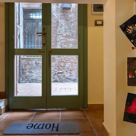 펜션 Antiba House