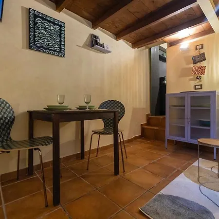 Antiba House 펜션 페라라