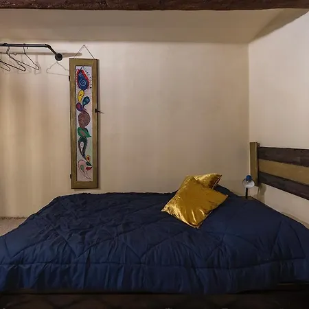 Antiba House פררה