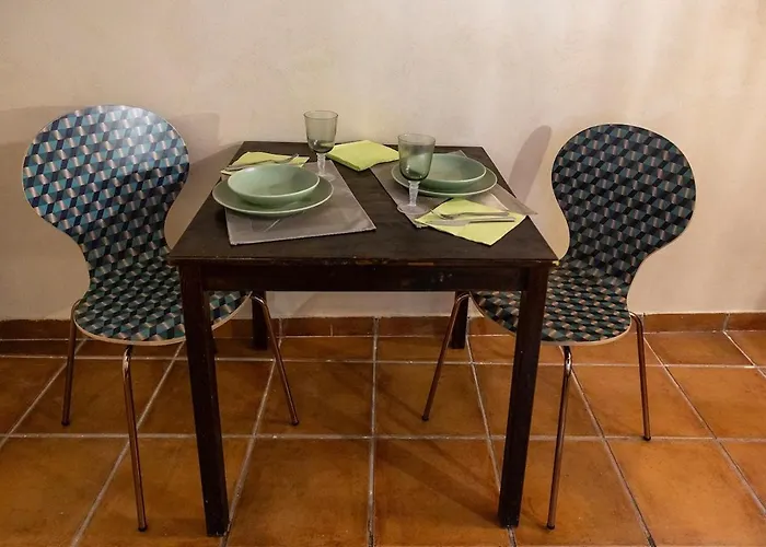 Antiba House فيرّارا