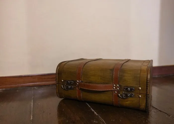 Antiba House Дом отдыха Феррара