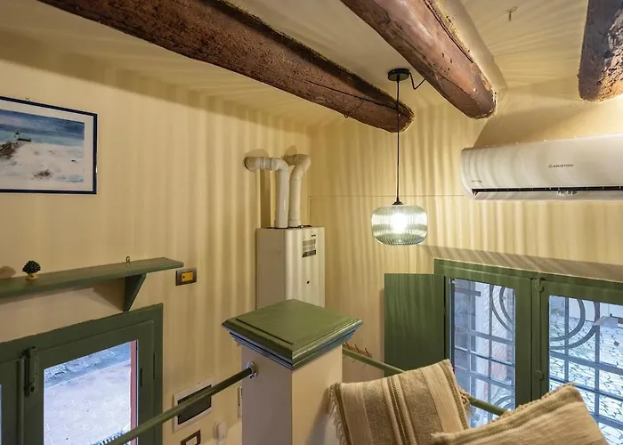 Дом отдыха Antiba House